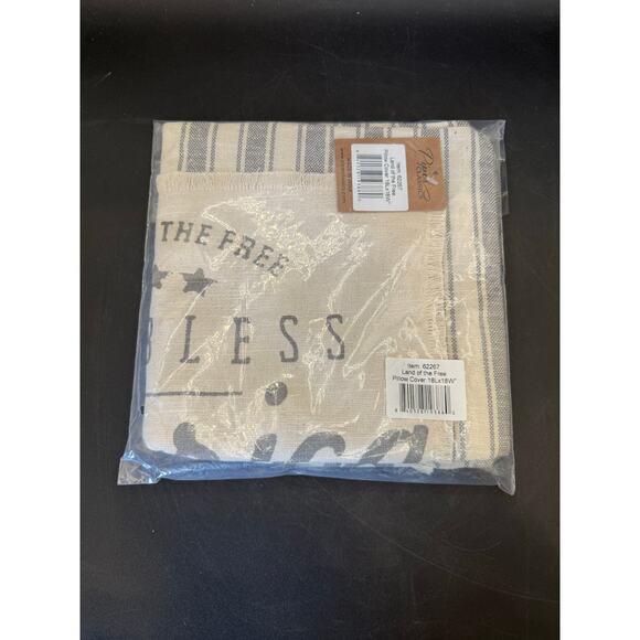 Piper’s Classics 18x18 “Land of the Free” Pillow Cover - new in pack - Picture 2 of 7